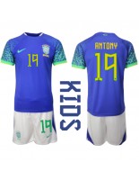 Brazílie Antony #19 Venkovní dres pro děti MS 2022 Krátký Rukáv (+ trenýrky)